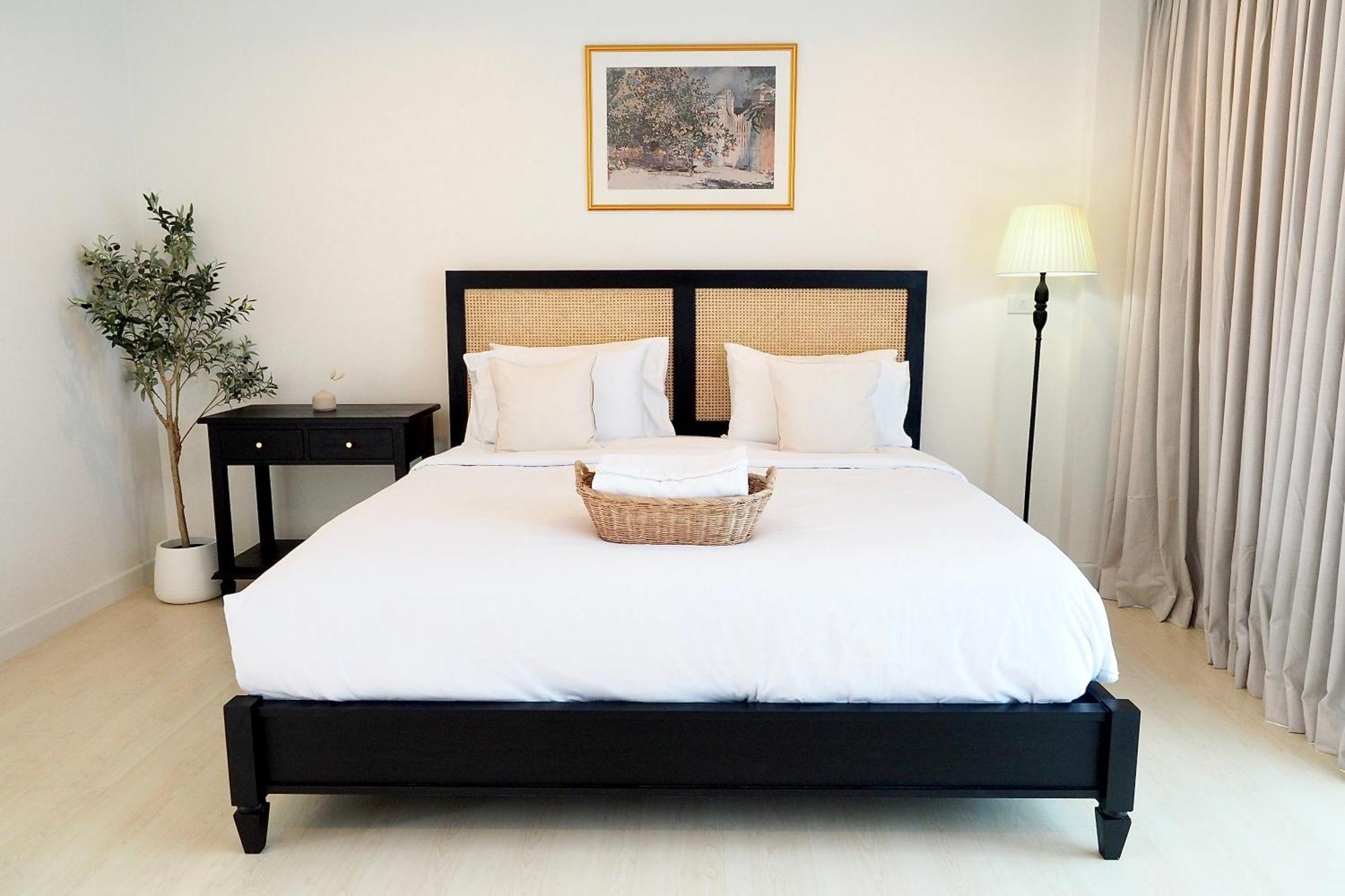 The Beach Bangsaen By Thanthita Next To Wonnapa Beach Free Disney Plus Exterior foto
