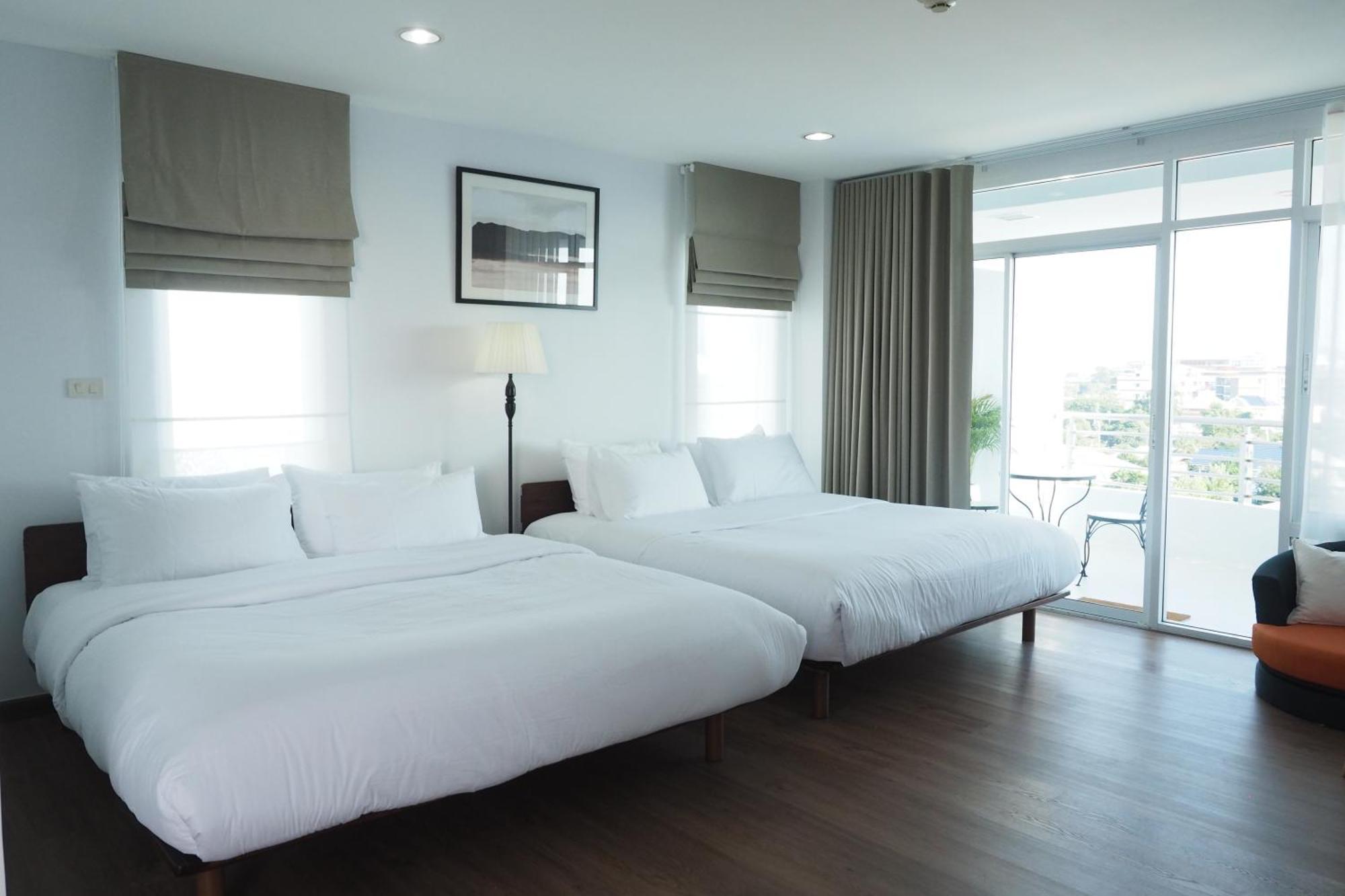 The Beach Bangsaen By Thanthita Next To Wonnapa Beach Free Disney Plus Exterior foto
